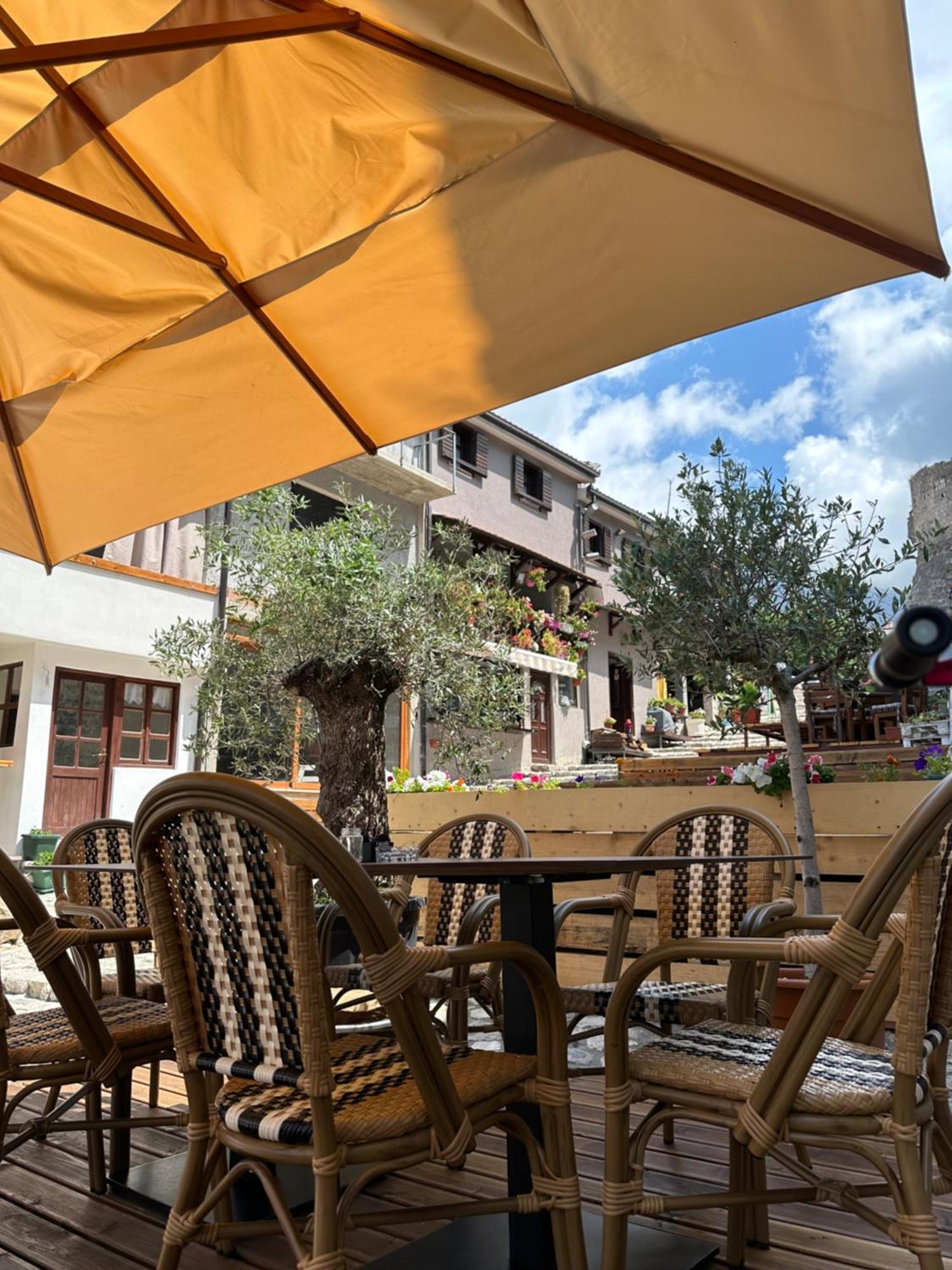 Kula Boutique Hotel บาร์ ภายนอก รูปภาพ